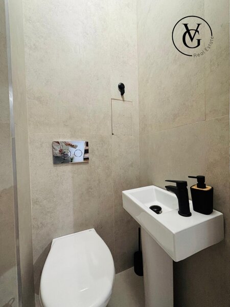 Franceza, apartament de 3 camere in Centrul Vechi, investitie